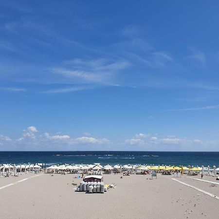 Hotel Solea Beach Mamaia Kültér fotó