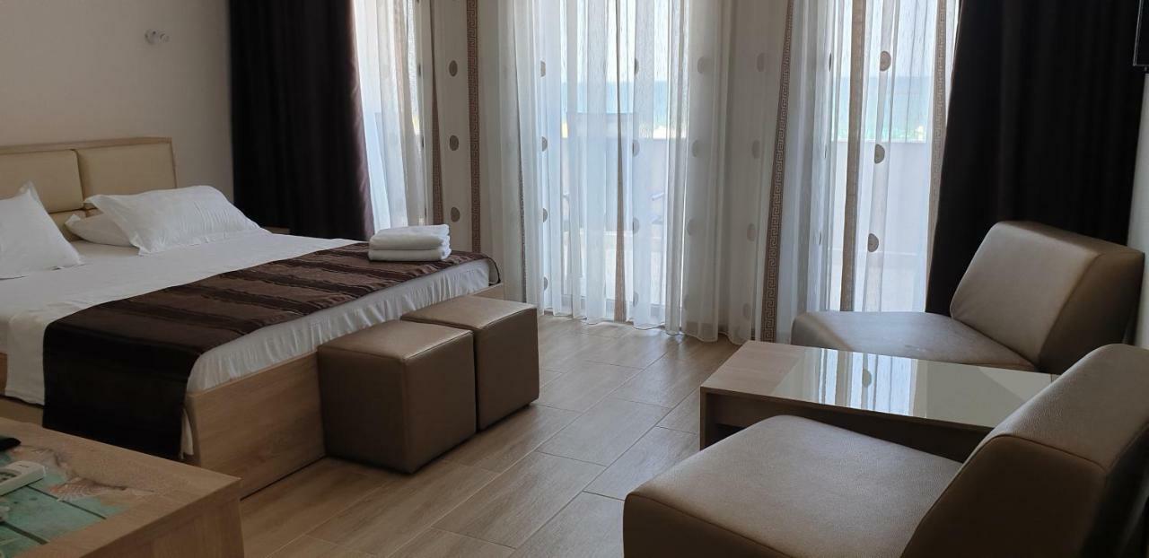 Hotel Solea Beach Mamaia Kültér fotó